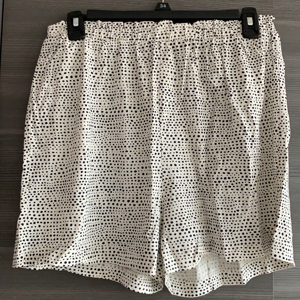 H&M - White Dot Short - Size S
